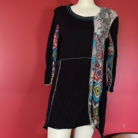 Parsley & Sage Tops - Like new beautiful Parsley & Sage asymmetrical top